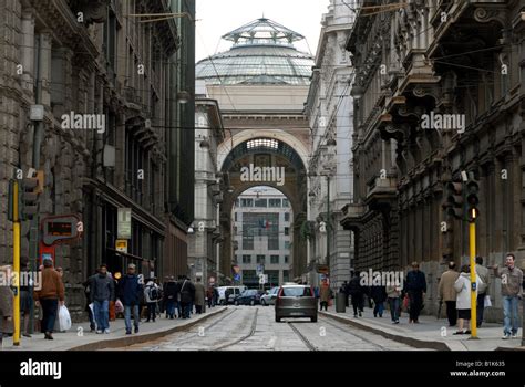 Via Tommaso Grossi 2, 20121 Milano MI, Italia .